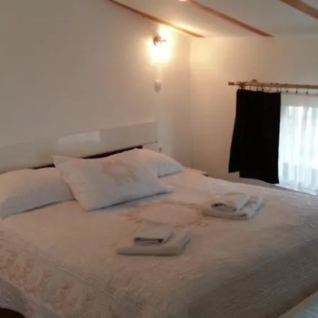 Herc Hotell 3*